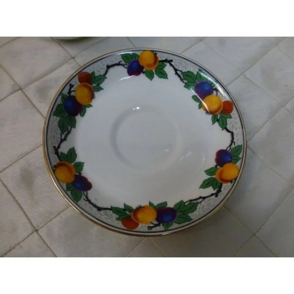 Ye Olde English Grosvenor Teacup and  Saucer - Picture 5 of 9